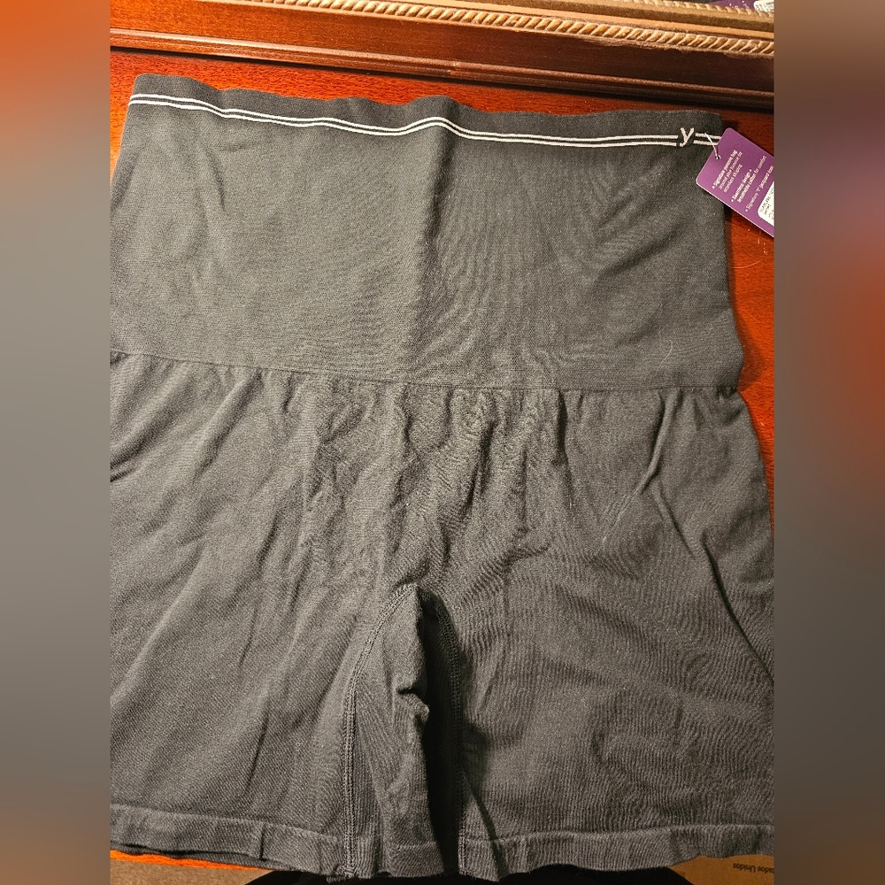 Yummie Seamless Black Shapewear Shorts 2X/3X